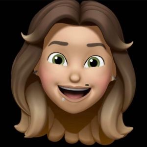 Meet your Posher, Karine